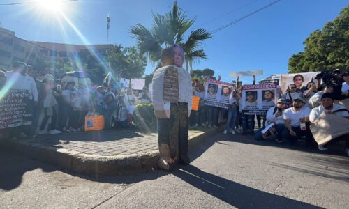 Segunda marcha en Culiacán exige la renuncia de Rubén Rocha Moya