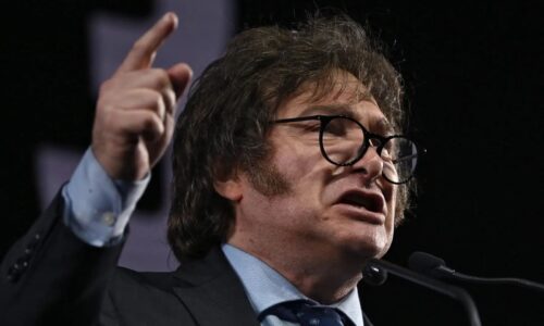 Milei promociona criptomoneda y se mete en problemas en Argentina