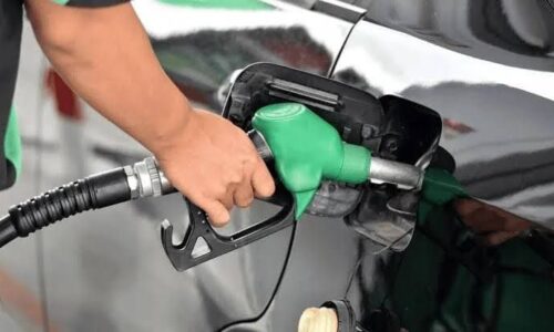 México fija tope al precio de la gasolina magna