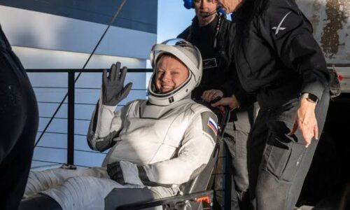 Regresan a casa los astronautas varados en el espacio