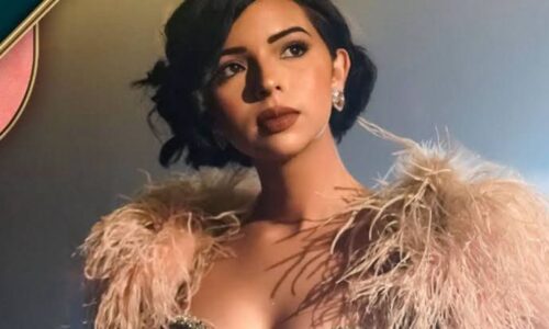 Ángela Aguilar toma las riendas de su carrera musical