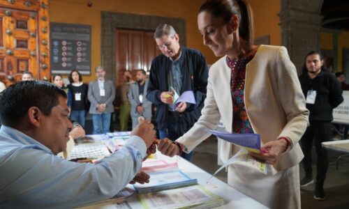 “QUE VIVA LA DEMOCRACIA”: PRESIDENTA CLAUDIA SHEINBAUM PARTICIPA EN LA PRIMERA ELECCIÓN DEL PODER JUDICIAL