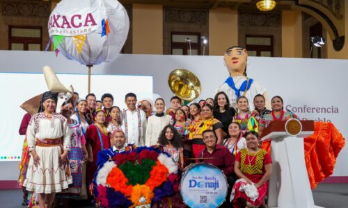 SE PRESENTA LA GUELAGUETZA 2025 EN “LA MAÑANERA DEL PUEBLO
