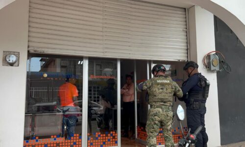 En Acayucan toman de rehén a un menor de edad y roban financiera