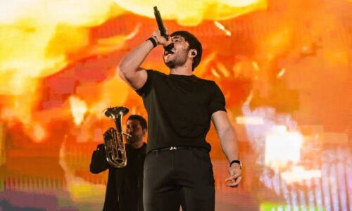 Tito Double P arranca su “¡Ay Mamá! Tour” con dos noches explosivas en el Palacio de los Deportes