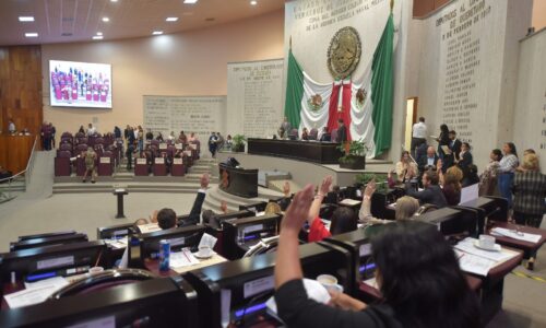 Simplificar trámites en el Registro Civil, propone gobernadora