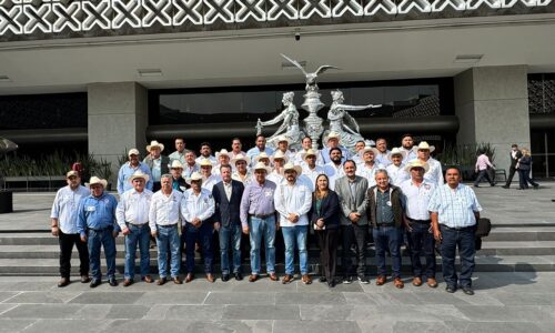 Líderes cañeros y diputados analizan problemática de la caña