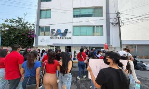 Denuncian presunto acoso de docentes a estudiantes de la Universidad de Aviación de Veracruz