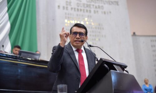 La emergencia se atiende trabajando, no en redes sociales: Esteban Bautista