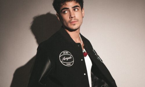 Jos Canela explora las emociones humanas en su nuevo EP “X SI NO TE LO HABÍA DICHO”