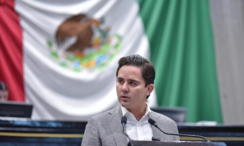 Para Veracruz transiciones municipales más ordenadas y transparentes: Rafa Fararoni
