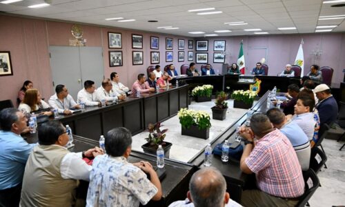 En el Congreso, reconocen sindicatos intervención del diputado Esteban Bautista