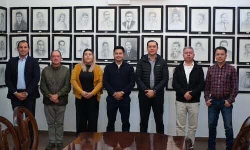 Rigoberto Amezcua Mora, Director General de CMAS Coatepec