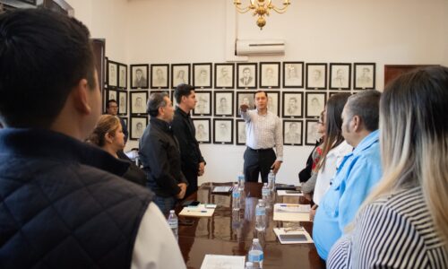 CABILDO DE COATEPEC CIERRA FILAS Y RATIFICA POR UNANIMIDAD A RIGOBERTO AMEZCUA MORA COMO DIRECTOR DE CMAS