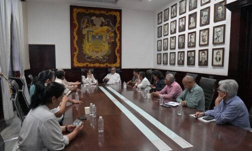 El Ayuntamiento y comerciantes de la CROC Xalapa refrendan alianza