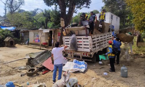Realiza Ayuntamiento Primer Larvatón del 2026; en Ampliación El Olmo se recolectaron 7 toneladas de cacharros