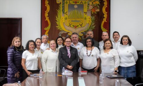 Por una mejor calidad de vida para las familias de Xalapa, la Alcaldesa y el SUTDIF signan alianza