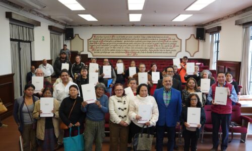 Brindan Ayuntamiento e INSUS certeza sobre el patrimonio familiar; se entregaron 30 escrituras públicas
