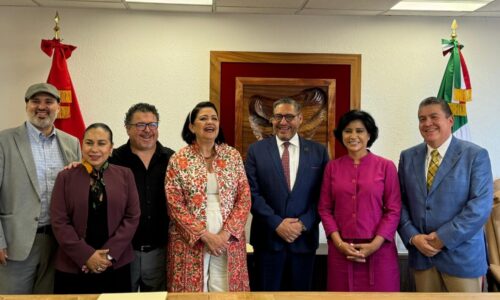 Elízabeth Morales refrenda su compromiso con la educación como base del progreso para Veracruz y el país