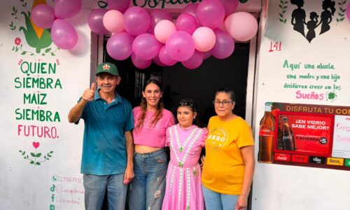Niña pide trabajar como regalo de cumpleaños: abre ‘La Esquiteria’ en la colonia Zapata para ayudar a su mamá